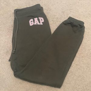GAP Sweatpants